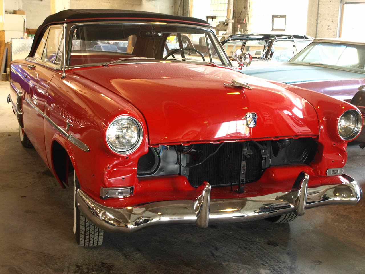 1953 Ford crestliner #4